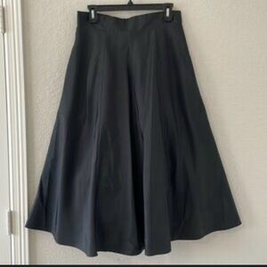 Onyx nite Womens Midi A Line skirt Black with crinoline.  Old money Medium